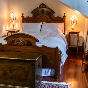 Victorian Bedroom set 1870 3950.00 CND