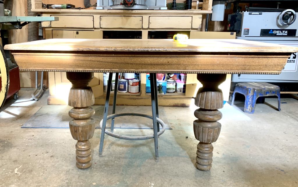 Tiger Oak Table Ca.1900 250.00 as is