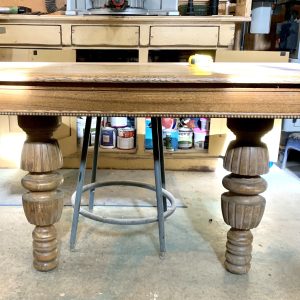 Tiger Oak Table Ca.1900 250.00 as is