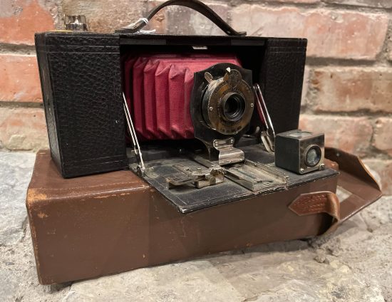 Camera 1908 No.2A folding Brownie