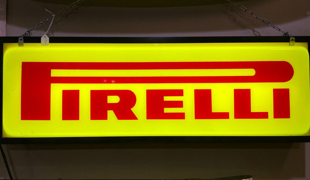Pirelli Light Sign