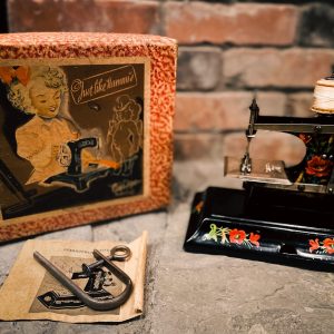 Vintage Toy Sewing Machine - Image 3