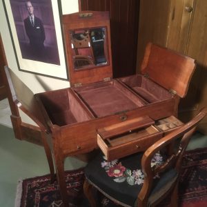 Antique Dressing table 1820 - Image 2