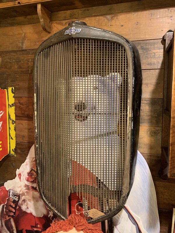 1934 Chevrolet Radiator Grill.