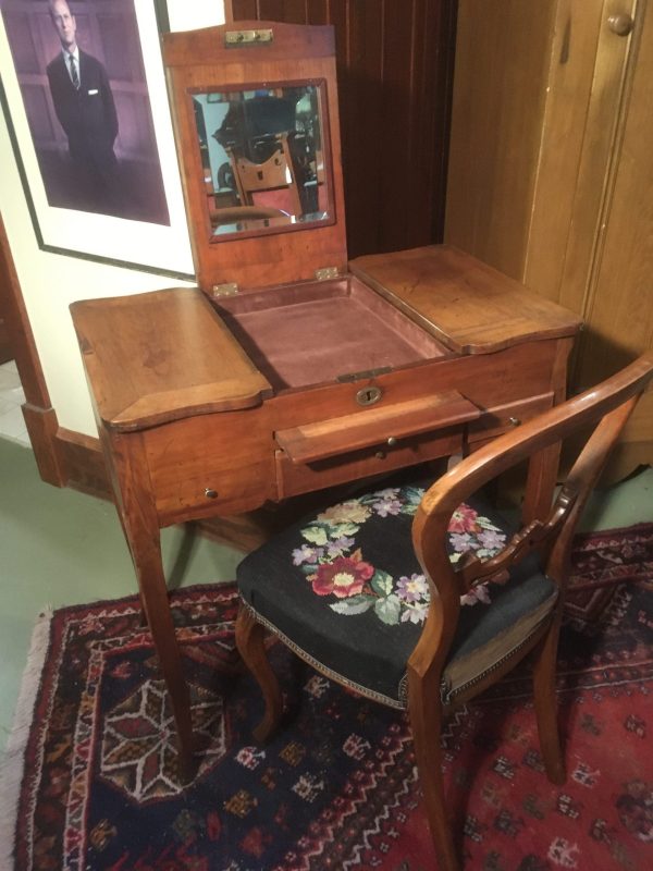 Antique Dressing table 1820