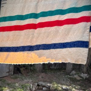 Hudson's Bay 3.5-point Blanket - Image 3