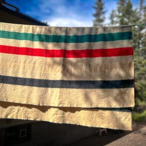 Hudson's Bay 3.5-point Blanket