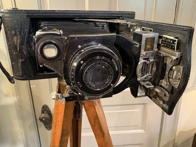 Antique Kodak bellows Camera 435.00 CND
